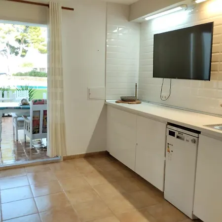 Appartement Pilar 2 *