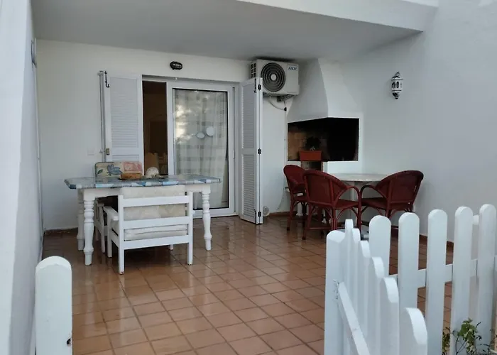 Pilar 2 アパート ポルト・ダッダイア